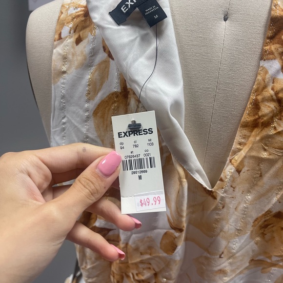 Express - gold and white design dress nwt - Picture 3 of 4